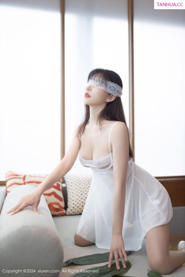 陆萱萱  [XiuRen]高清写真图 2024.06.06 No.8665 陆萱萱 丝袜美腿第5张图片
